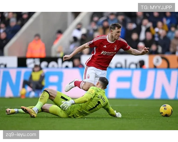 森林队稳步提升，英超赛季走势引关注