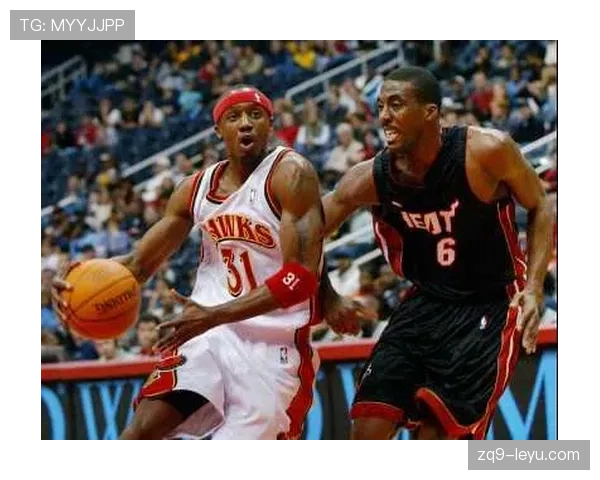 贾森·特里借助无球跑动提升投篮命中率显著拉开与队友差距