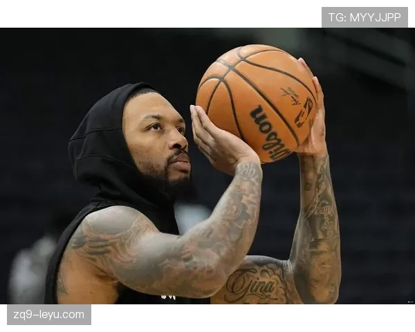 利拉德休赛期还在凌晨四点练投篮，这人是真不睡觉啊？